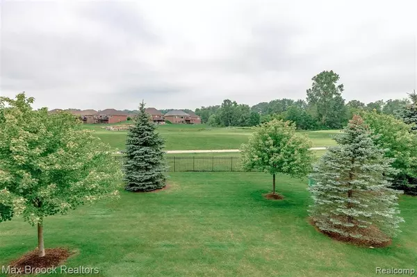 Washington, MI,6909 BOULDER POINTE Drive