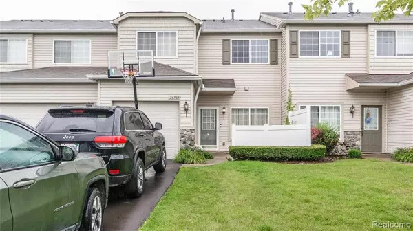 26728 ASHTON Drive, Woodhaven, MI 48183