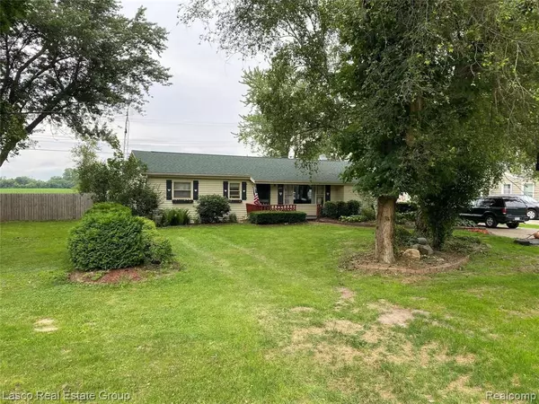 Almont, MI 48003,411 ALMONT Avenue