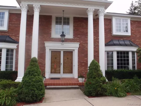 Grosse Pointe Shores, MI 48236,79 BELLE MEADE Street