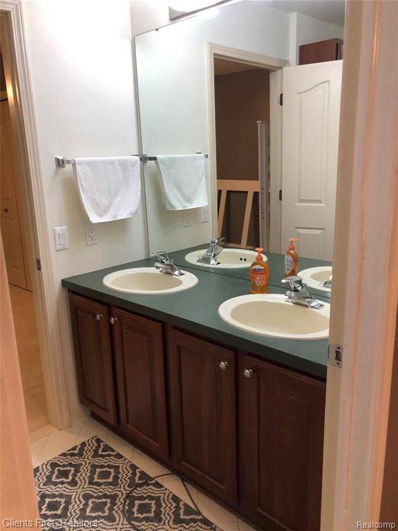 Canton, MI 48188,1660 DELANCY Circle