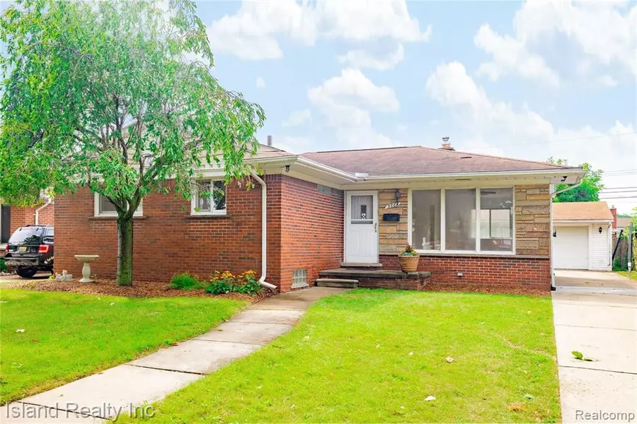 3661 MARIAN Drive, Trenton, MI 48183