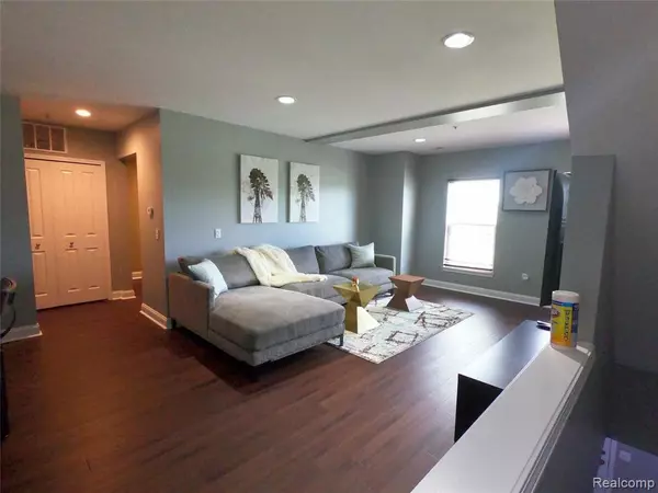 Southfield, MI 48075,20084 RODEO Court