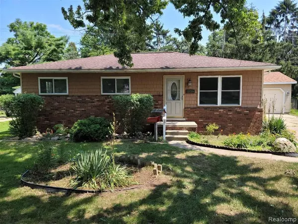 68024 MARY Street, Richmond, MI 48062