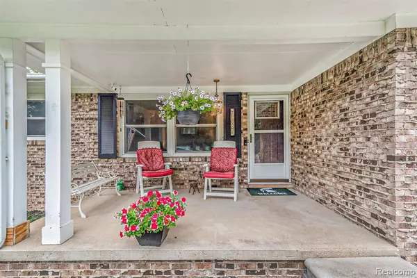 Grand Blanc, MI 48439,5019 Middleboro Road