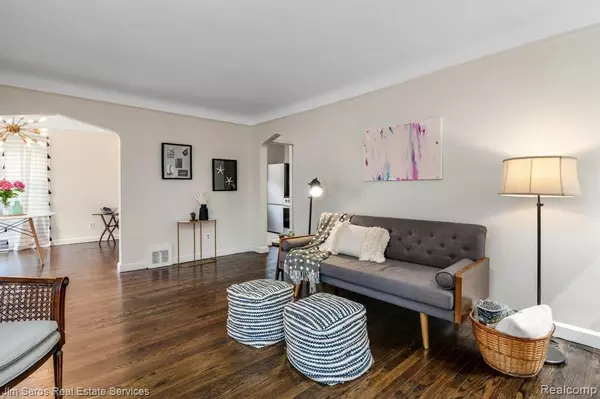 Grosse Pointe Woods, MI 48236,1804 ANITA Avenue