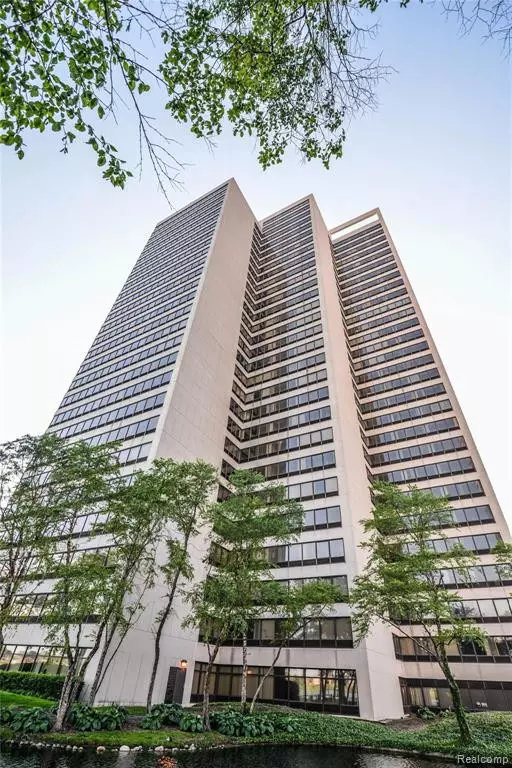 1001 W Jefferson Avenue, Detroit, MI 48226