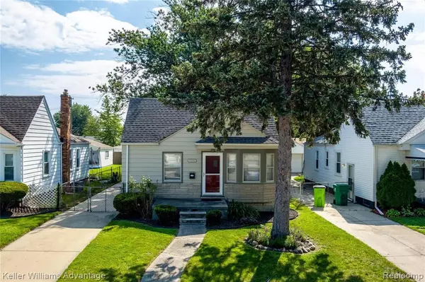 22052 NORMANDY Avenue, Eastpointe, MI 48021