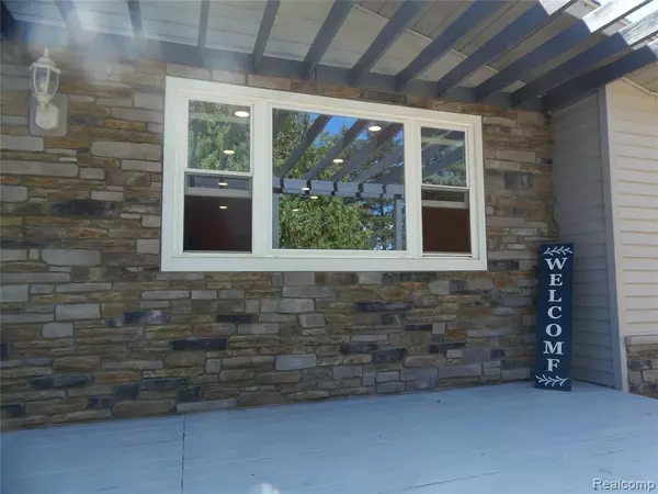 Gaines Vlg, MI 48436,10223 ROLSTON Road