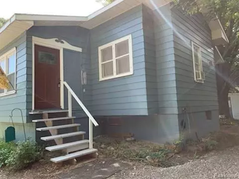 Caseville, MI 48725,6731 ELM Street