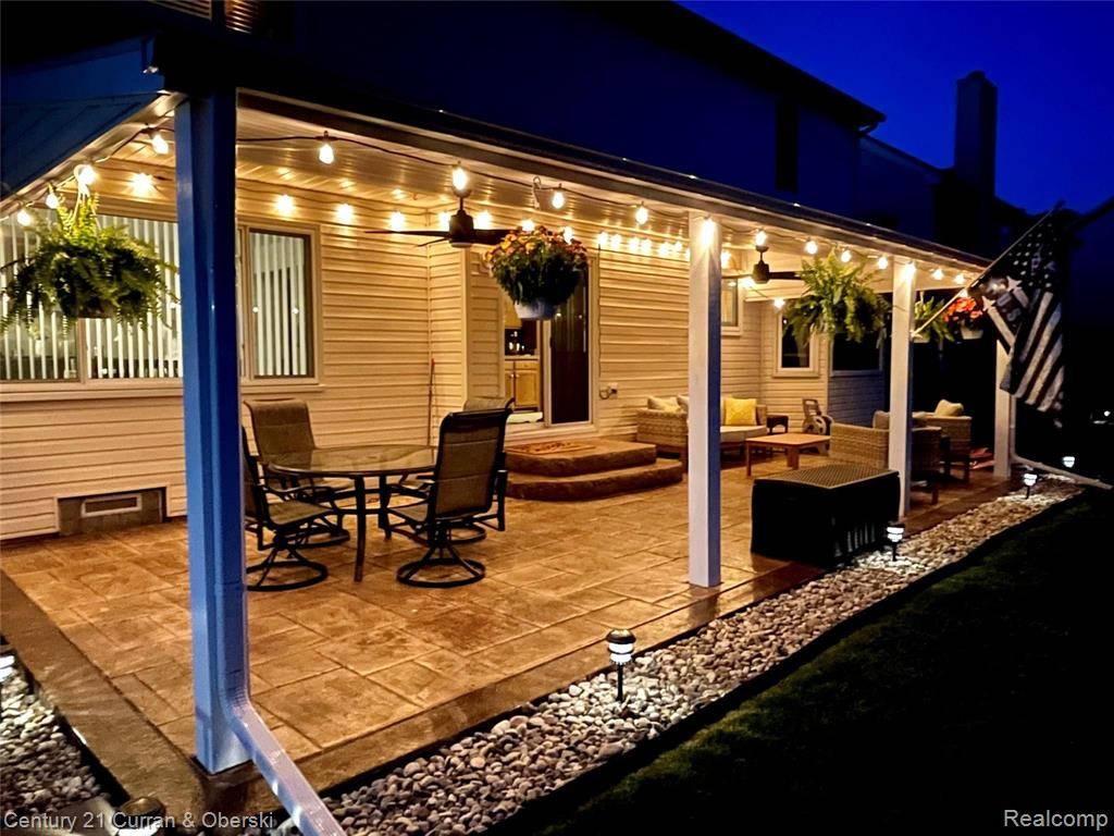 Woodhaven, MI 48183,26553 PARK LANE