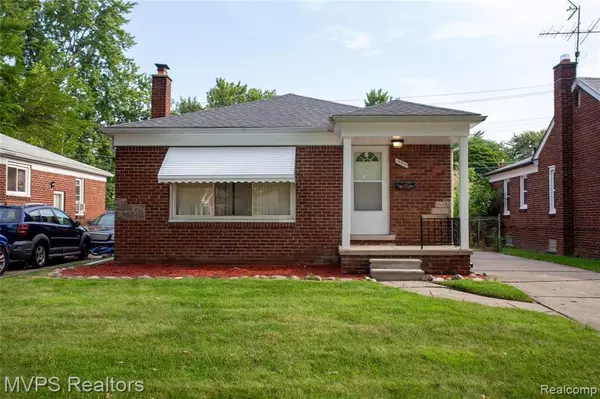 19919 LOCHMOOR Street, Harper Woods, MI 48225