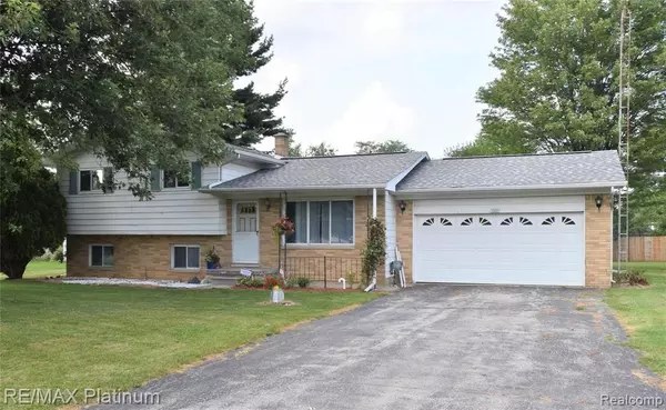 Grand Blanc, MI 48439,5505 E MAPLE Avenue