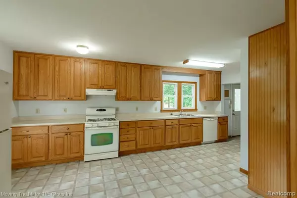 Whittaker, MI 48190,8095 Talladay Road