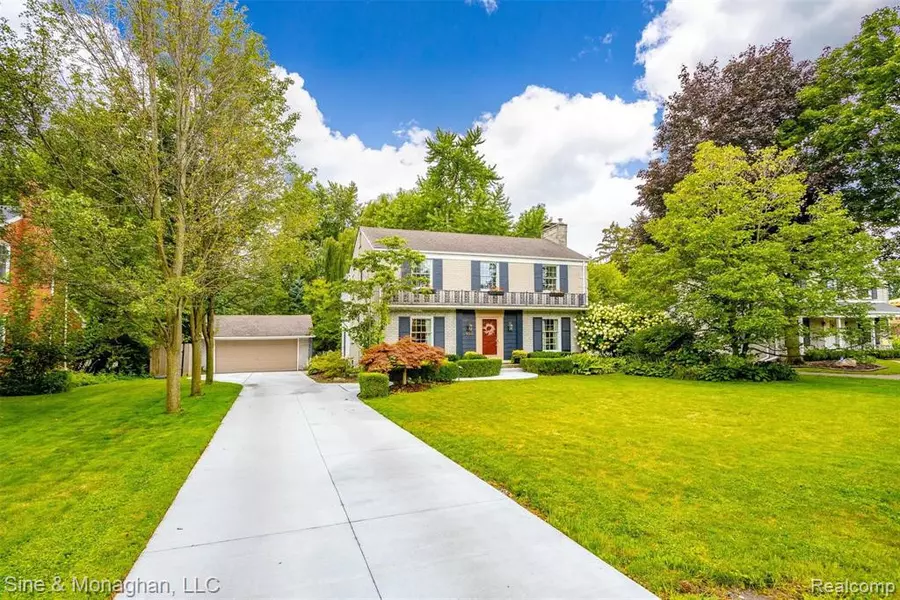 653 Middlesex, Grosse Pointe Park, MI 48230