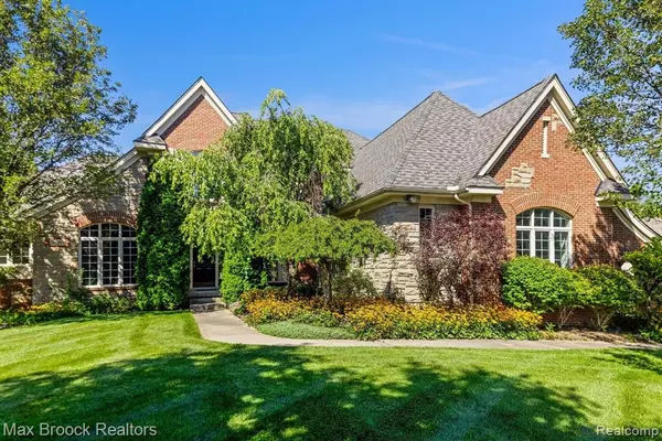 Clarkston, MI 48348,5120 DORSETFIELD Court