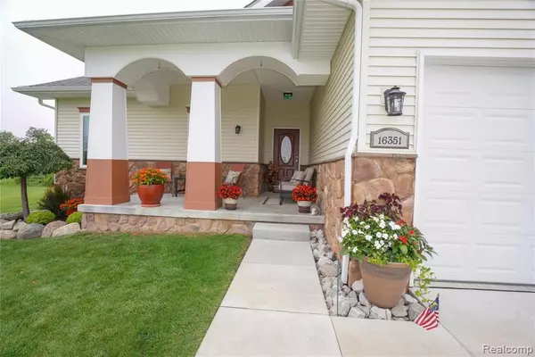 Linden, MI 48451,16351 SILVER FOX Circle