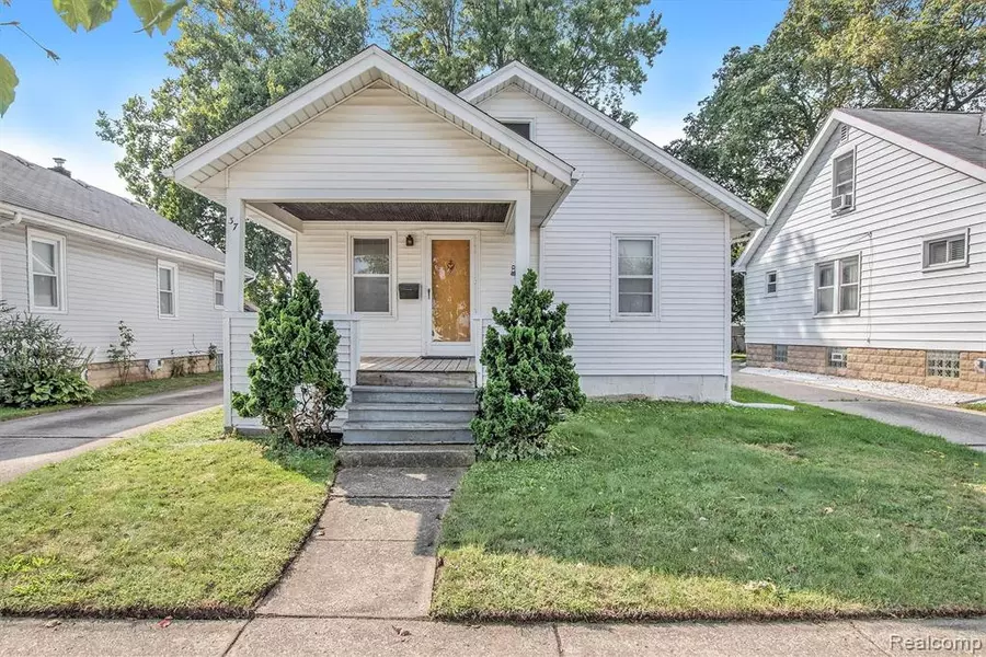 37 MADISON Avenue, Clawson, MI