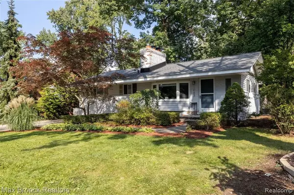 Sylvan Lake, MI 48320,1483 BENVENUE Street