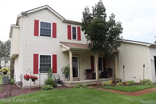 57503 APPLE LANE, New Hudson, MI 48165