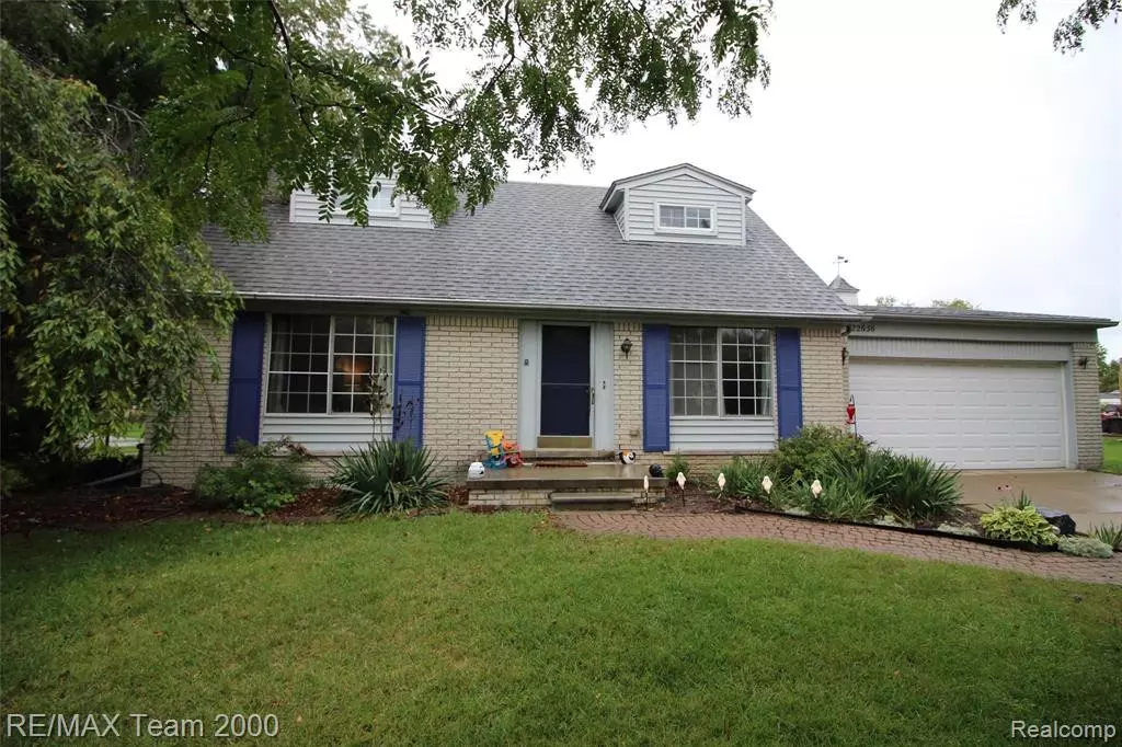 Woodhaven, MI 48183,22636 CANTERBURY Street