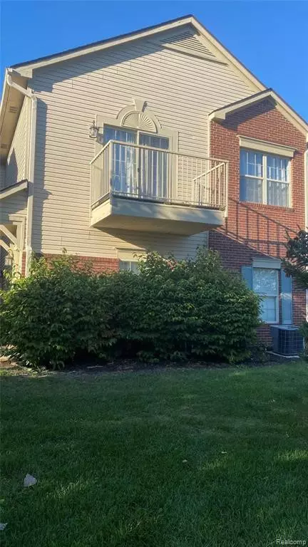 23873 GREENWOOD Drive, Flat Rock, MI 48134