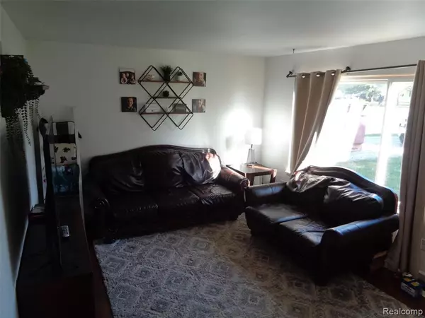 North Branch, MI 48461,2715 BURNSIDE Road