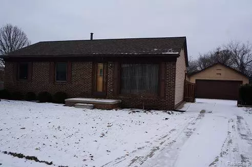 19018 FORREST HILL Drive, Woodhaven, MI 48183