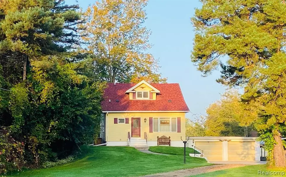 7112 TORREY Road, Swartz Creek, MI 48473