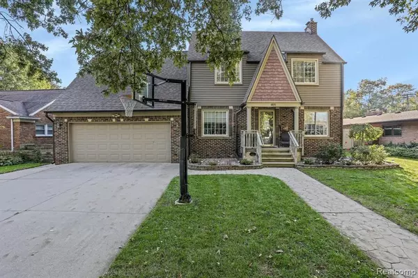 491 N ESPLANADE Street, Mount Clemens, MI 48043