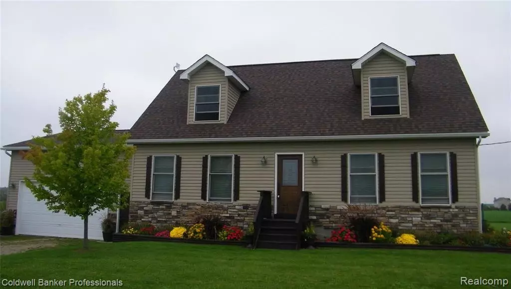 2475 BARNES Road, North Branch, MI 48461