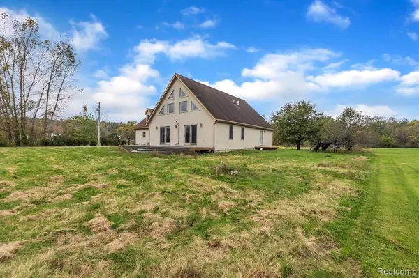 Montrose, MI 48457,9405 DUFFIELD Road