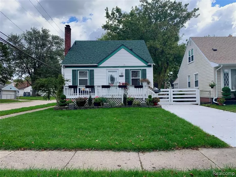 5752 LATHERS Street, Garden City, MI