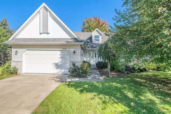 16213 HILL FOREST Drive, Linden, MI 48451