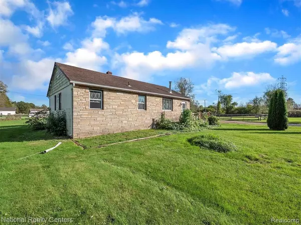 New Boston, MI 48164,21607 Middlebelt Road