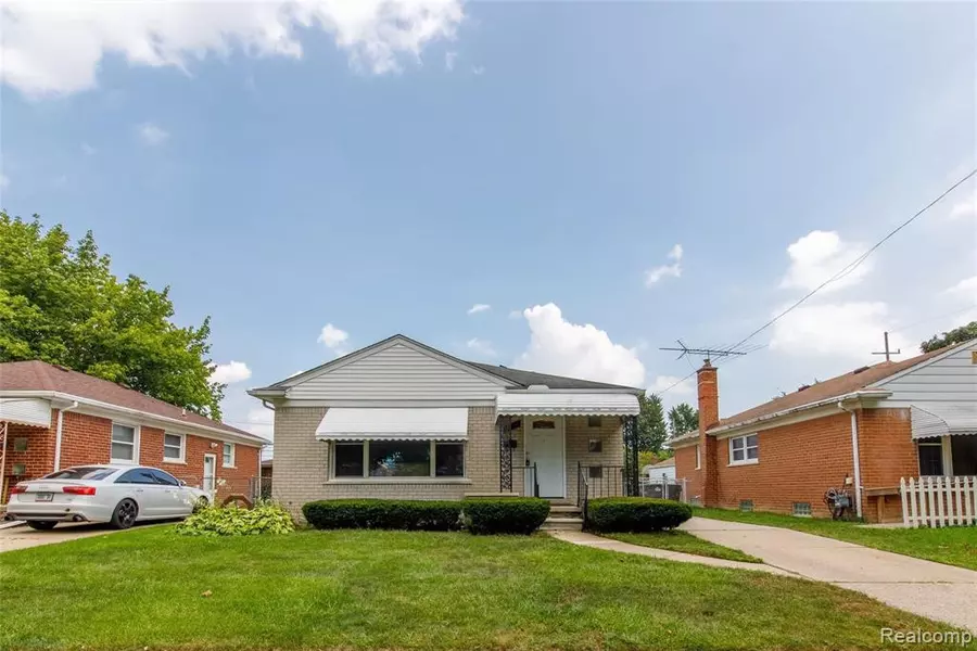 8739 MAYFAIR Street, Taylor, MI 48180