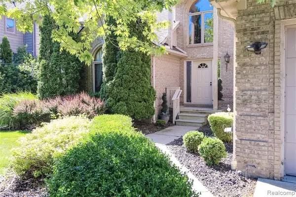 Harrison Township, MI,32460 N River Road
