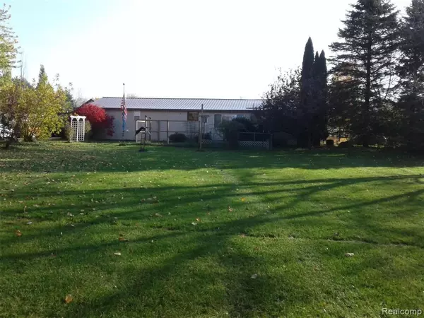 Mayville Vlg, MI 48744,6565 conrad Road