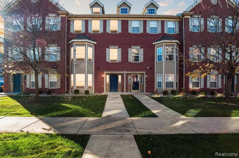 10870 PARDEE Road, Taylor, MI 48180
