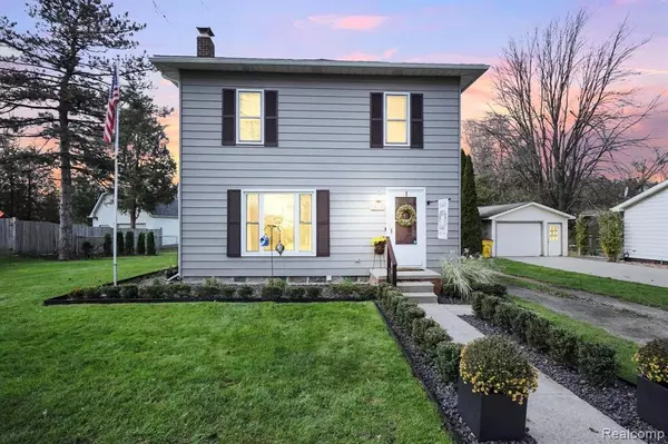 Armada, MI,74715 Burk Street