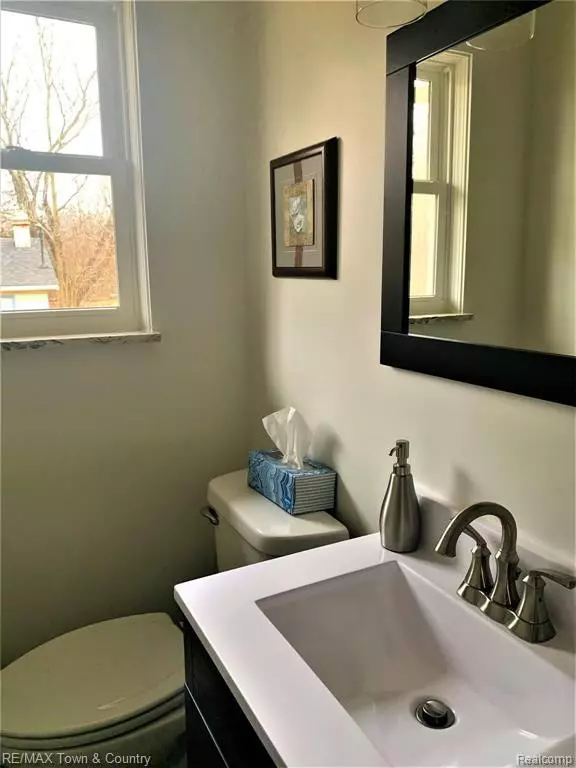 Montrose, MI 48457,13396 DUFFIELD Road