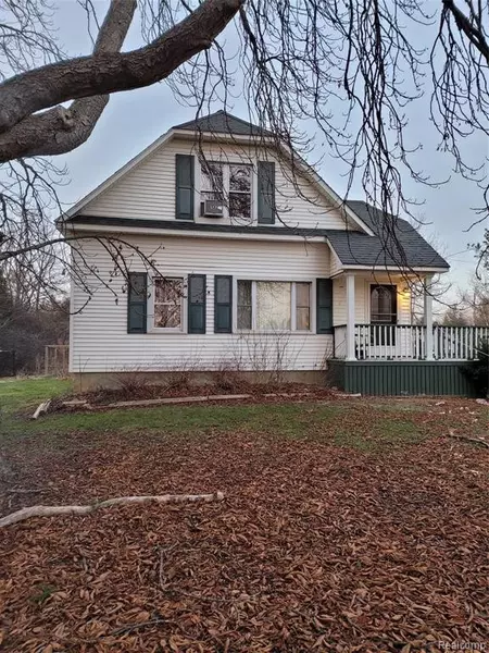 12030 YALE Road, Brockway, MI 48097