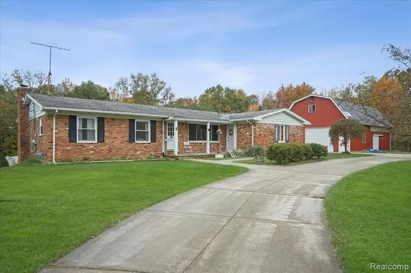 11965 Andersonville Road, Davisburg, MI 48350