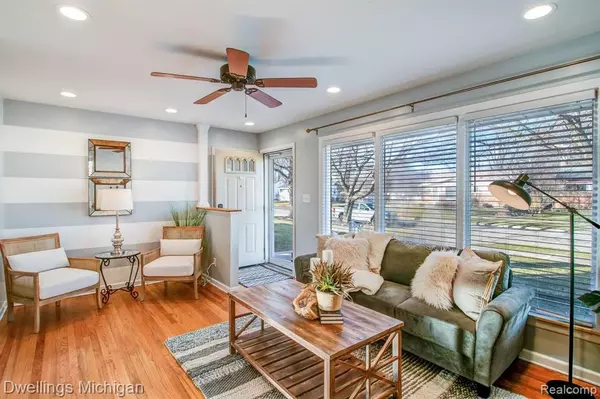 Garden City, MI,28751 FLORENCE N Street