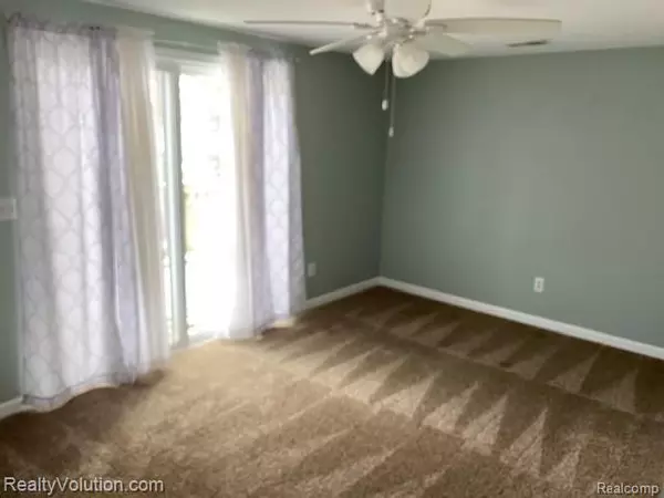 Columbiaville, MI 48421,804 LAKESHORE Drive