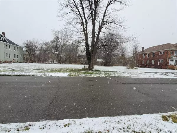 Detroit, MI 48202,126 WESTMINSTER