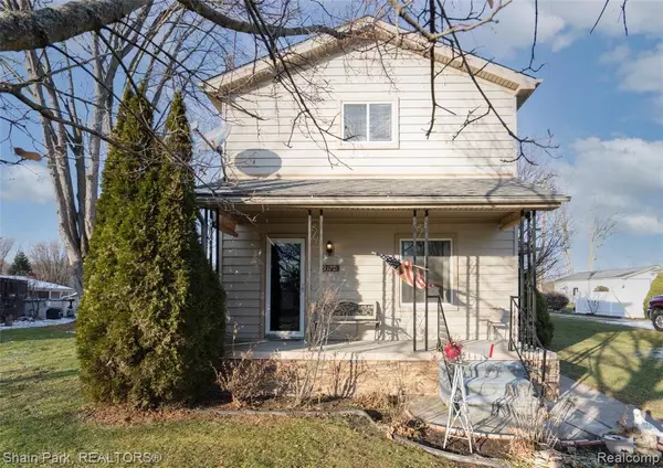 9370 Short Cut Road, Ira, MI