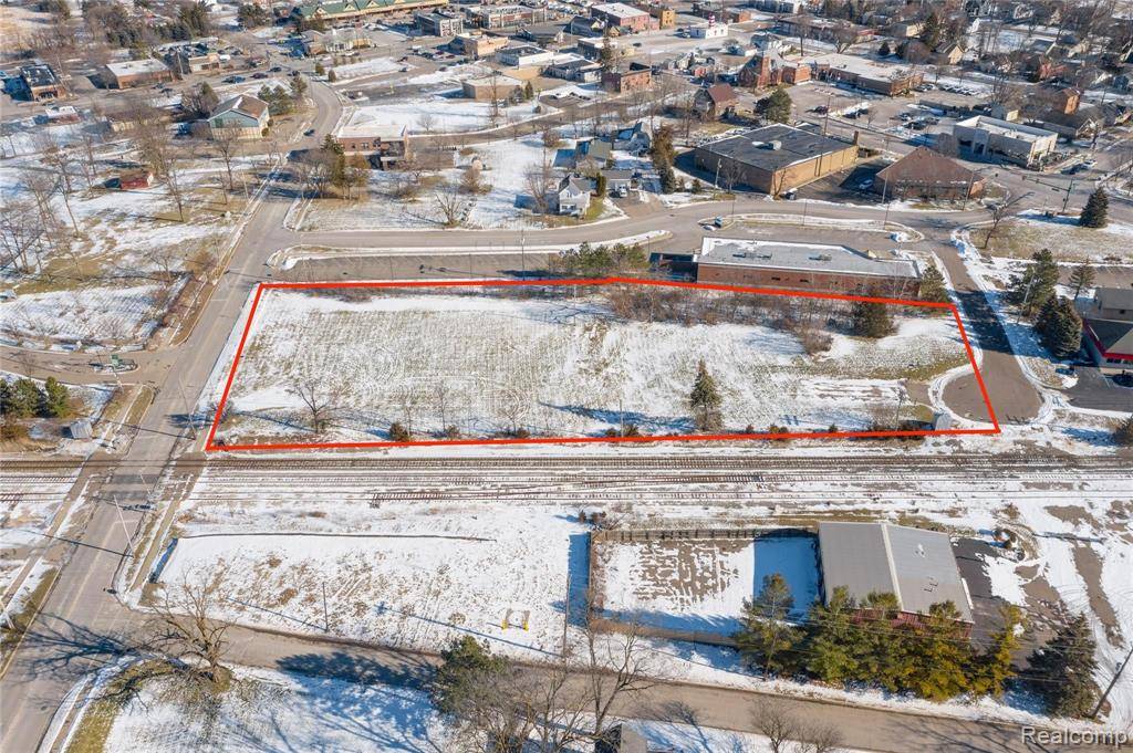 237 REID Road, Grand Blanc, MI 48439