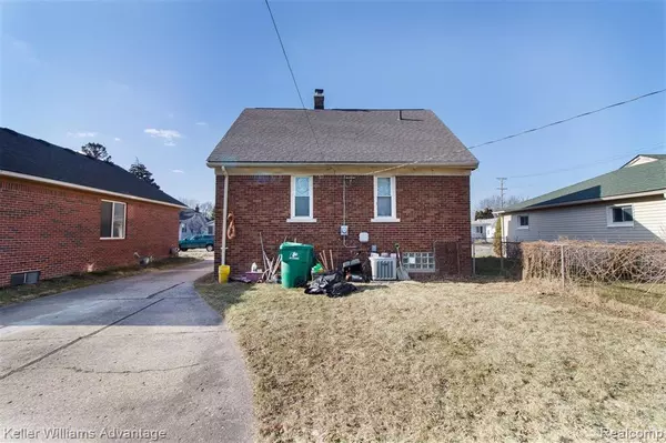 Eastpointe, MI 48021,22848 DONALD Avenue