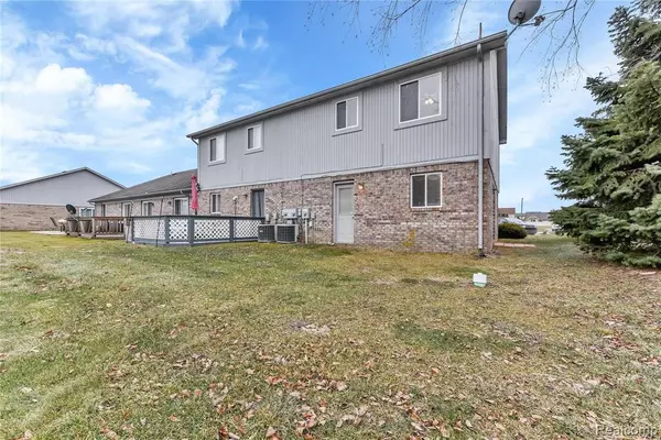 Trenton, MI 48183,23354 STOFLET LANE